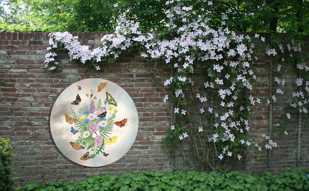 Tuinposter Cirkel "Bosje kleurrijke bloemen met vlinders"