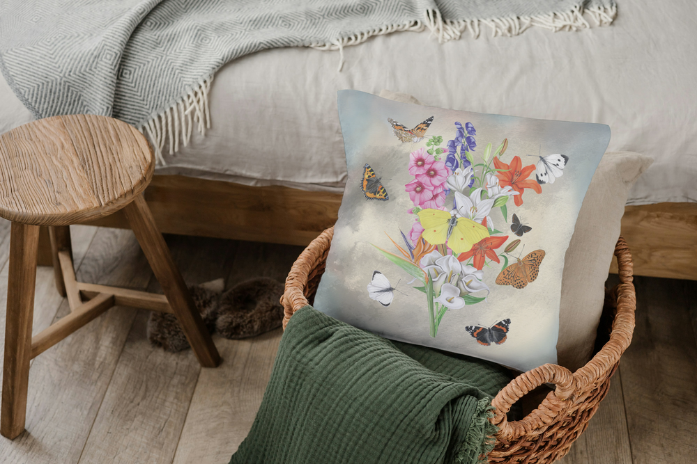 Kussen "Bosje kleurrijke bloemen met vlinders"