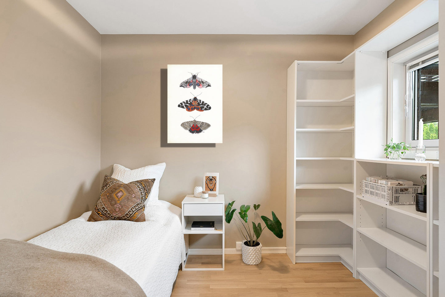 Wanddecoratie "Nachtvlinders met grote beer"
