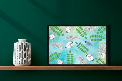 Ingelijst "Acacia met witjes op blauwe achtergrond"